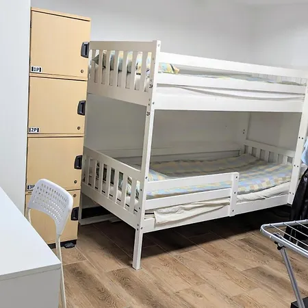 Hostal Spisaka - Self Check-in Varsovia